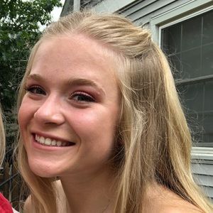 Meet your Posher, Cora